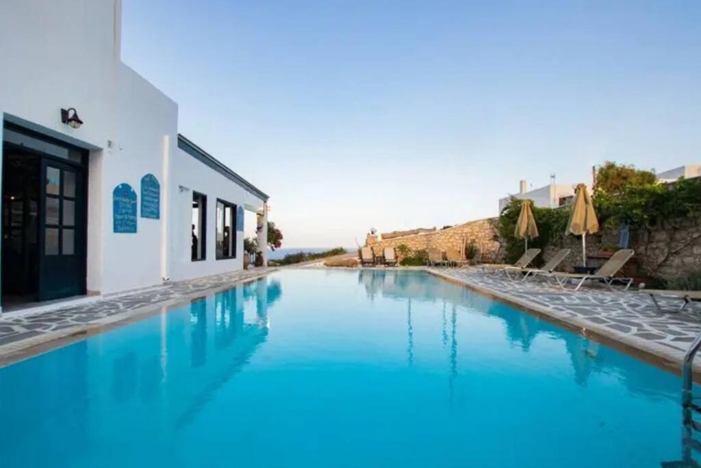Sea View Apartment Kárpathos Eksteriør bilde