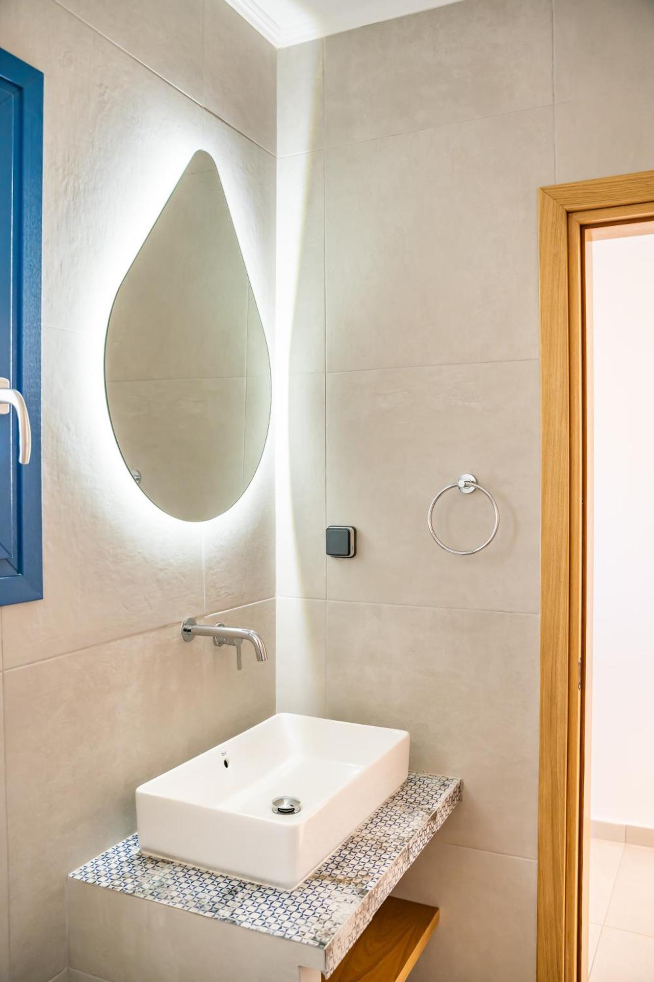 Sea View Apartment Kárpathos Eksteriør bilde